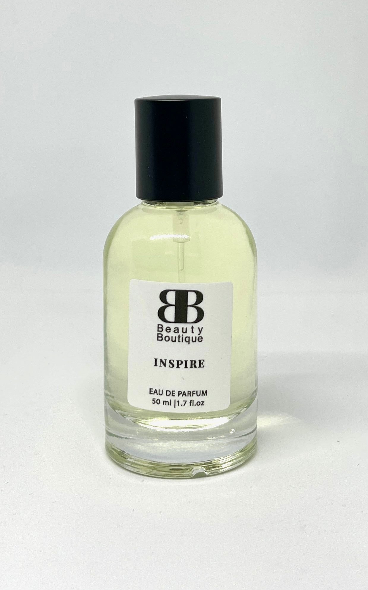 A distinctive fragrance, a blend of spices and cool citrus, gives you confidence all day long.